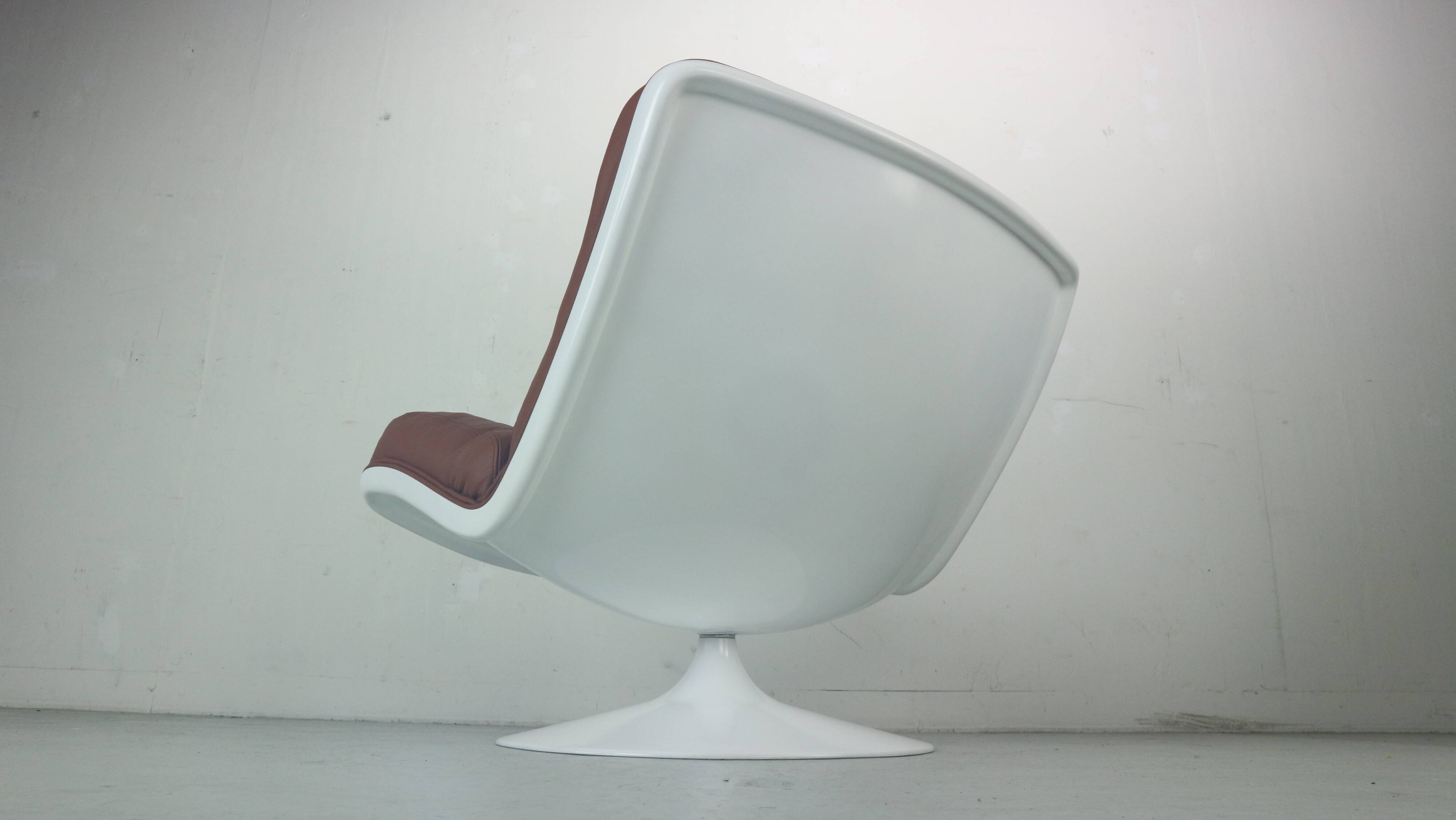 No. 976 Swivel Chair by Geoffrey Harcourt for Artifort, The Netherland