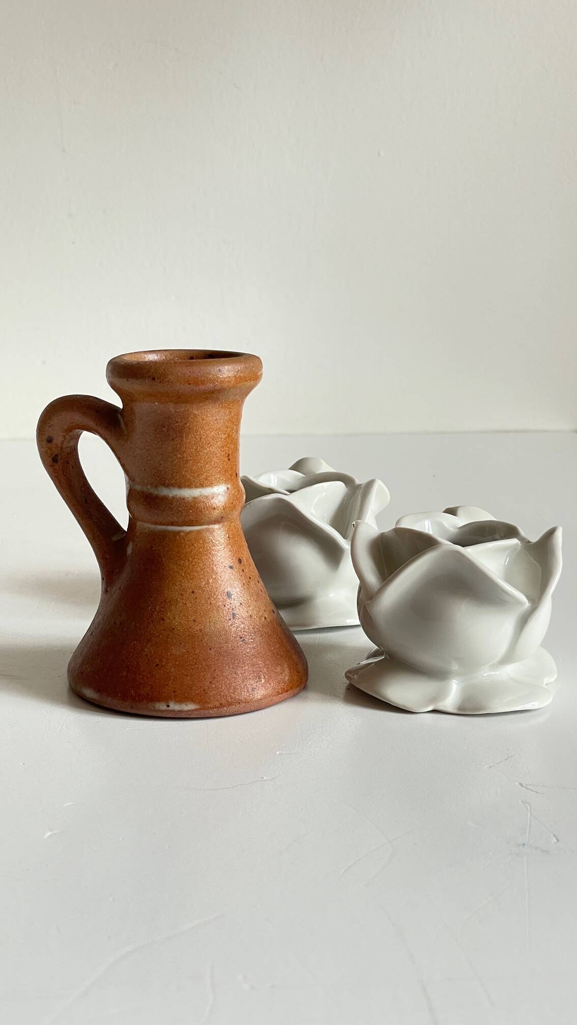 Lot bougeoirs porcelaine et grès vintage
