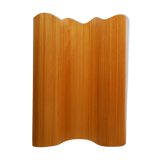 Vintage wooden screen published by Habitat