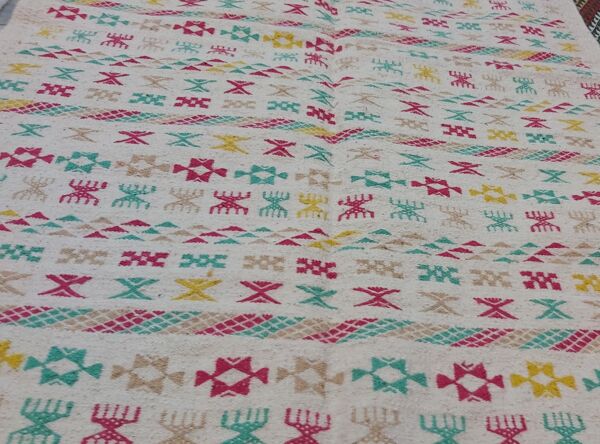 Tapis blanc rouge vert multicolore berbère  180x120cm