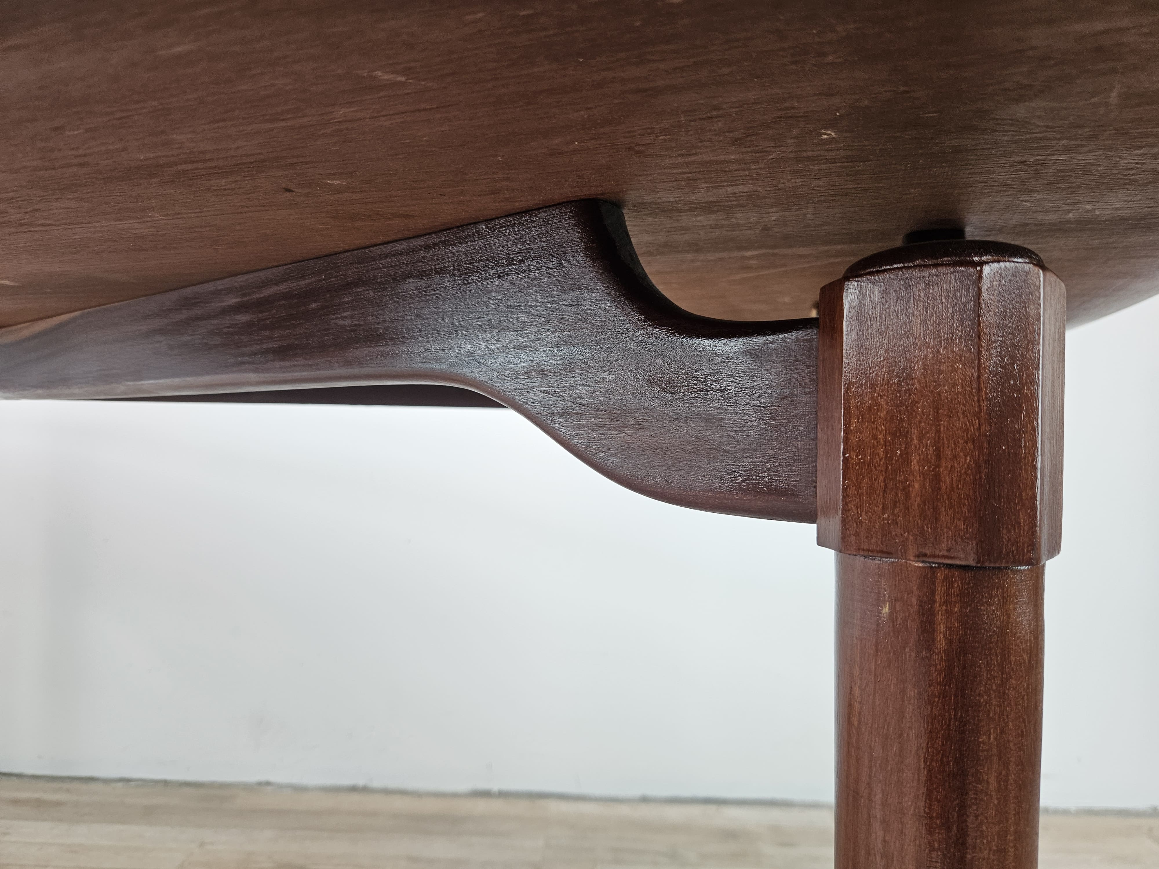 Dining table by Gaetano & Alessandro Besana, 1960