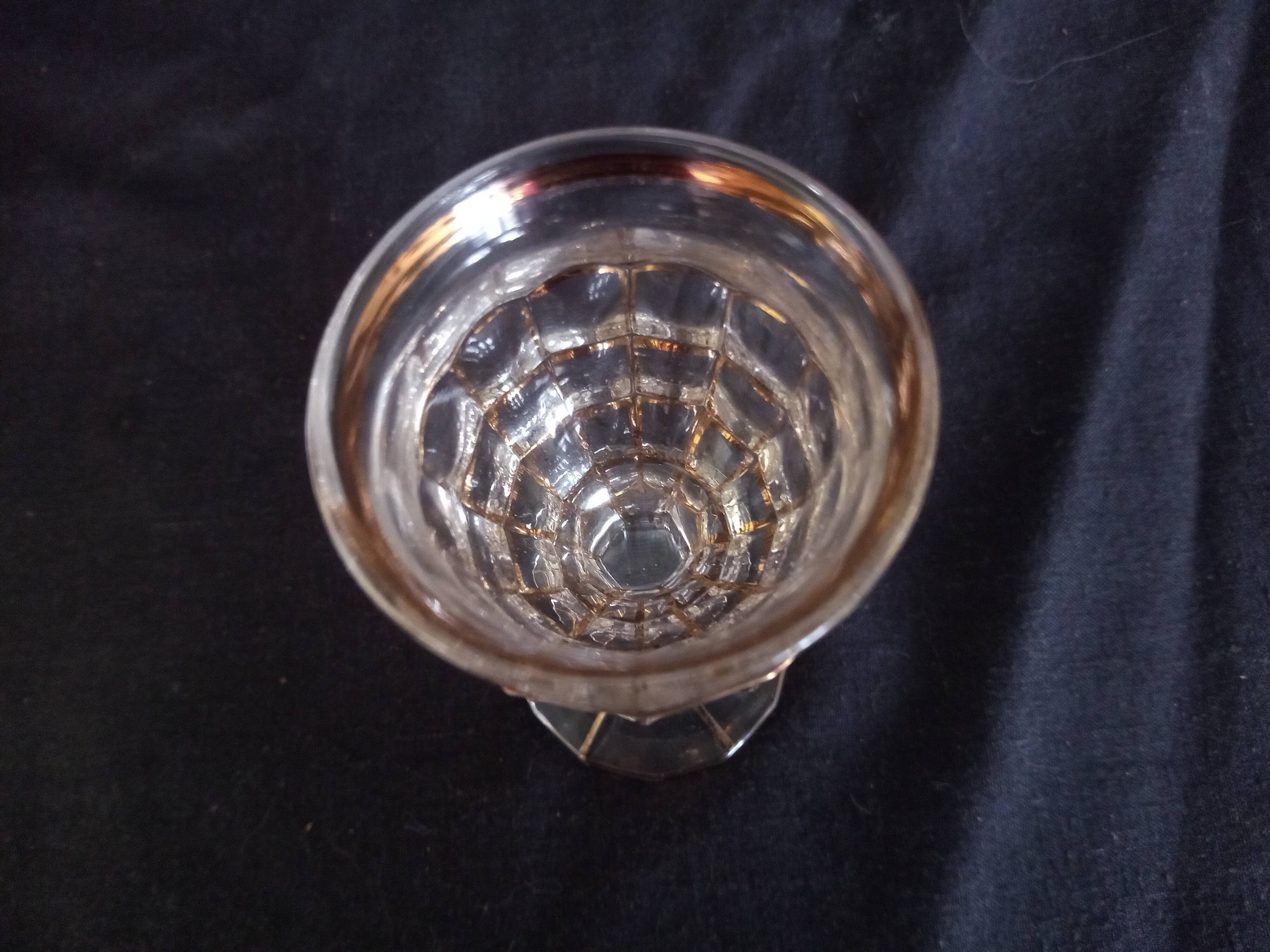 Service à liqueur pour 6 personnes en cristal taillé de Bohème, dorures à feuille d'or