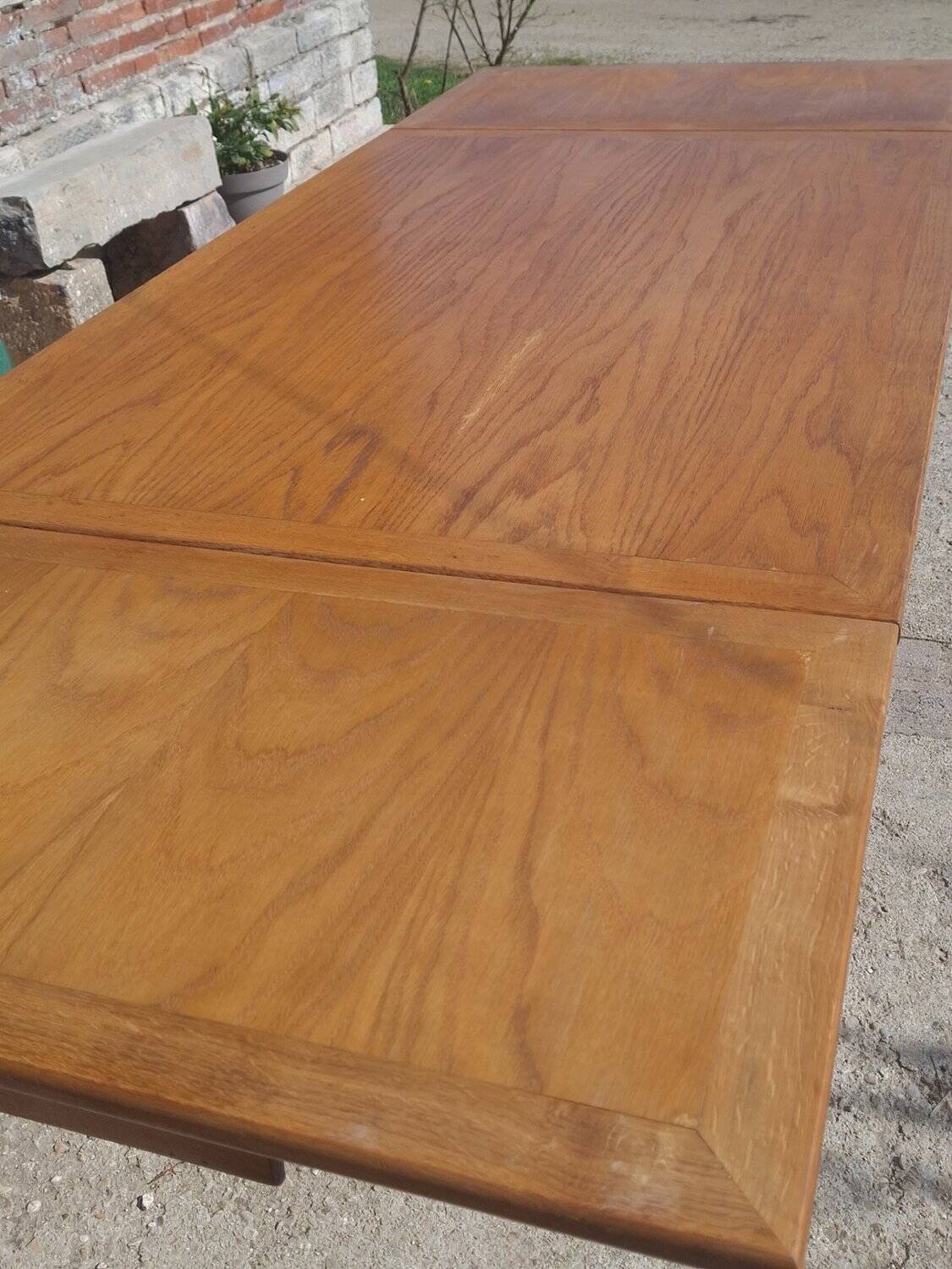 Extendable solid oak table Scandinavian 1960s-70s