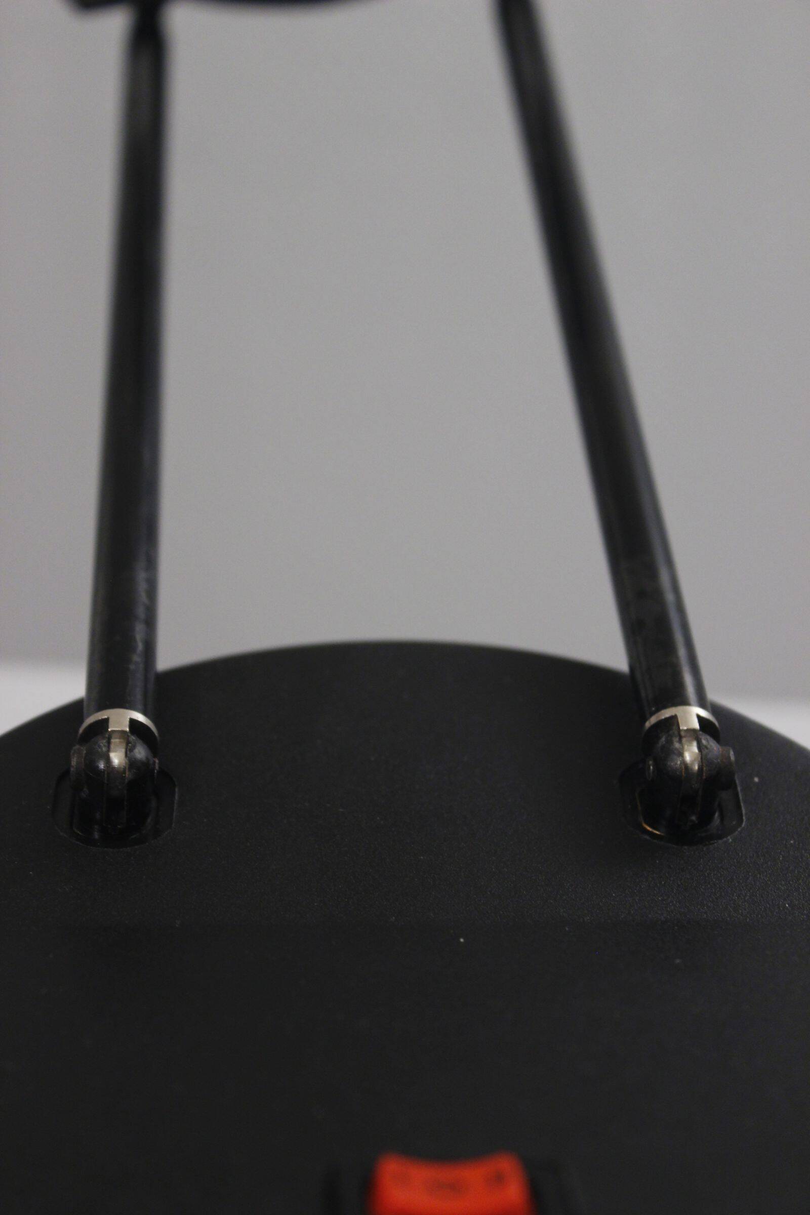 Extendable halogen desk lamp "Miriello" designed by Stefano Cevoli 1980s