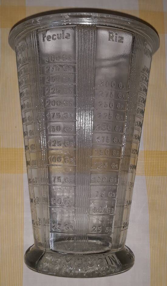 Graduated glass Mougin 1960s 1970s