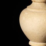 Castries stone lamp