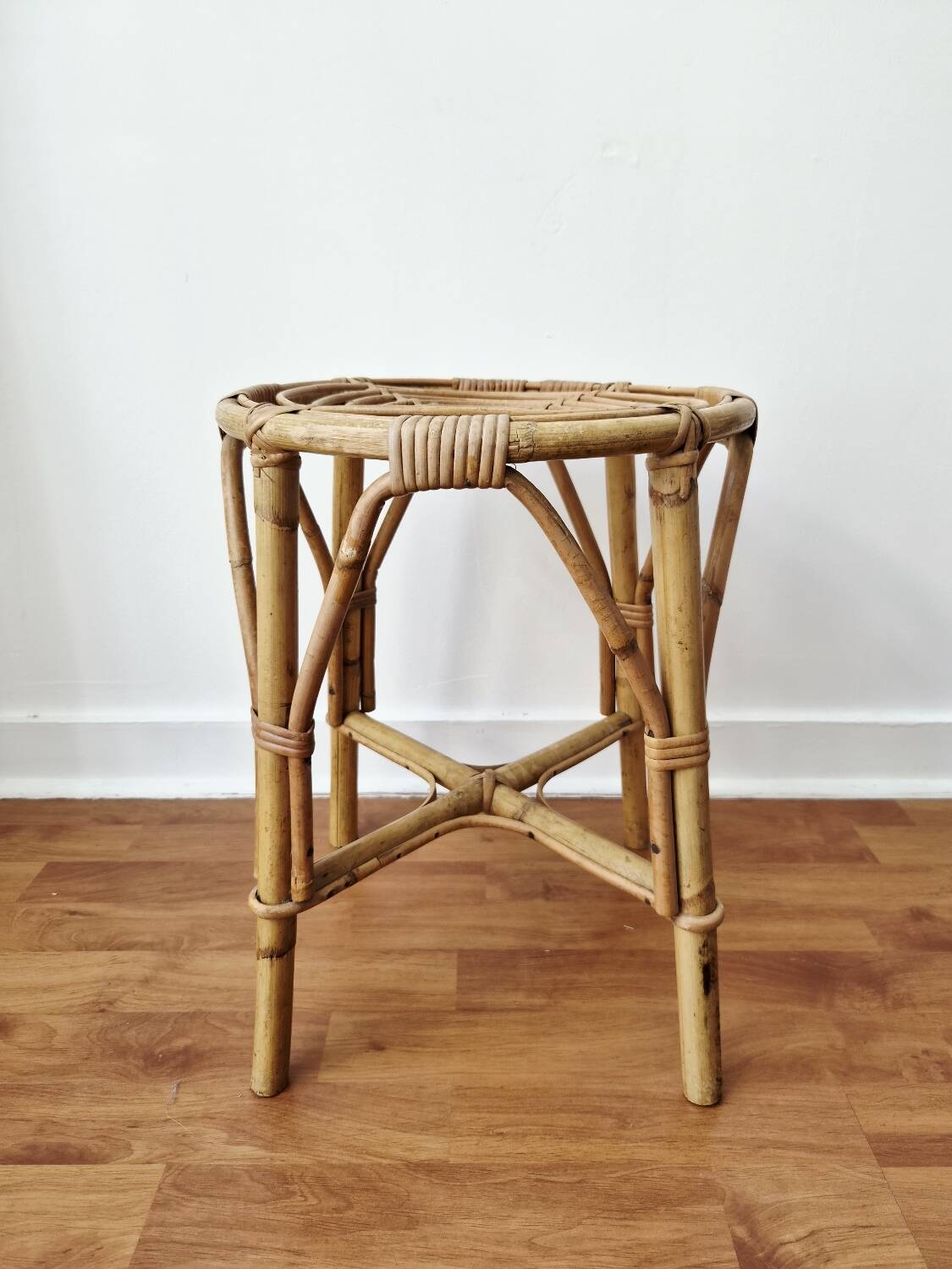 Vintage rattan stool in retro bohemian style - 1950s/1960s -
