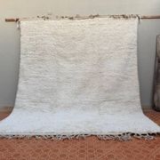 Simple handcrafted Berber rug 200cm x 300cm