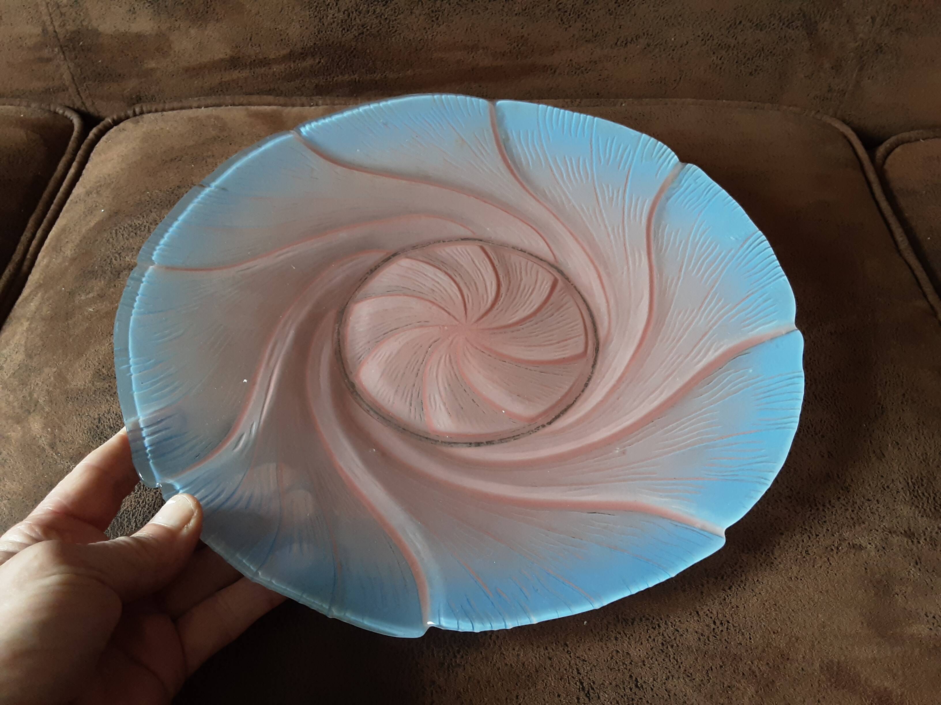 Opaline round dish