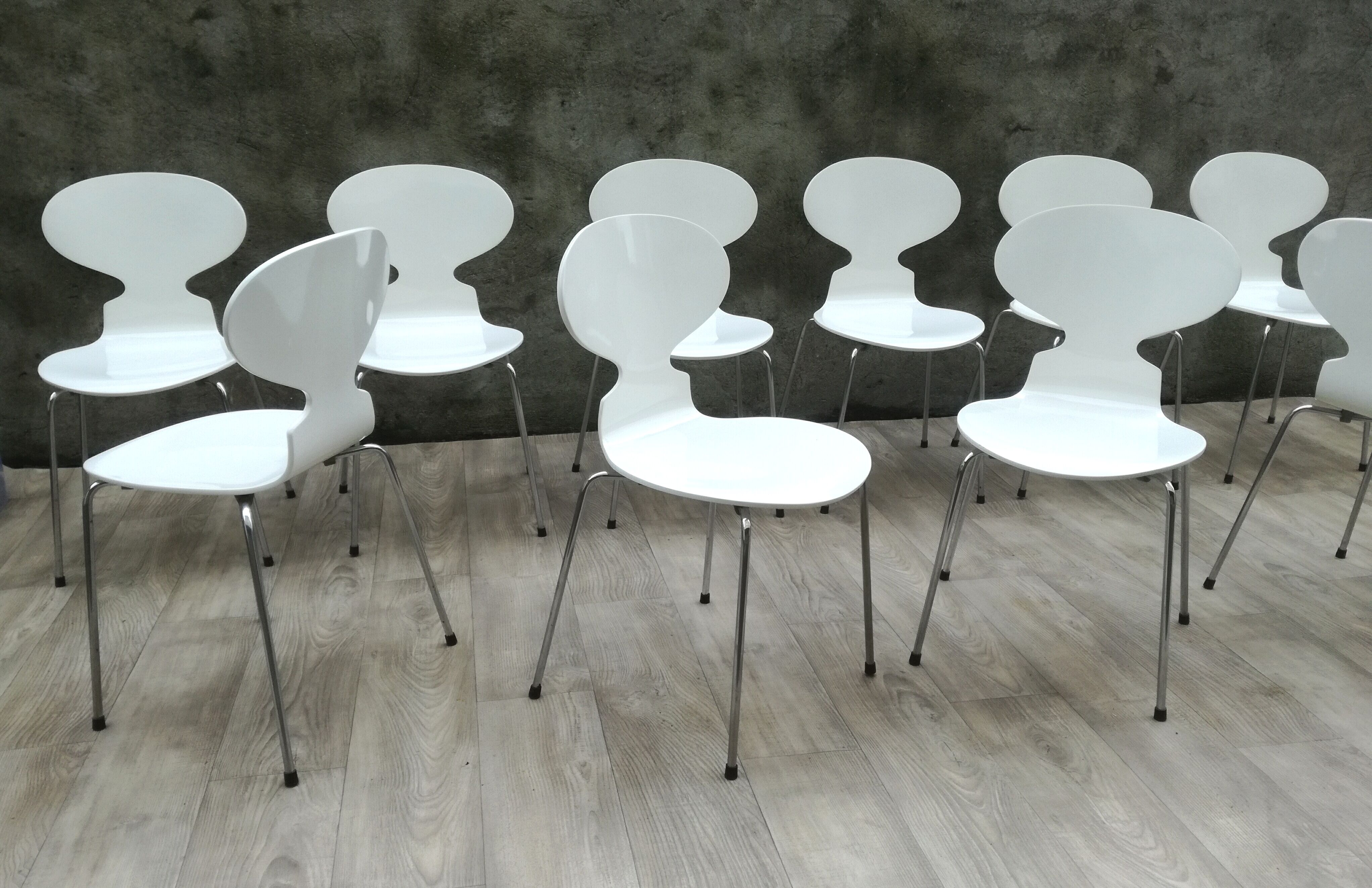Series of 10 ant chairs by Arne Jacobsen, 1979
