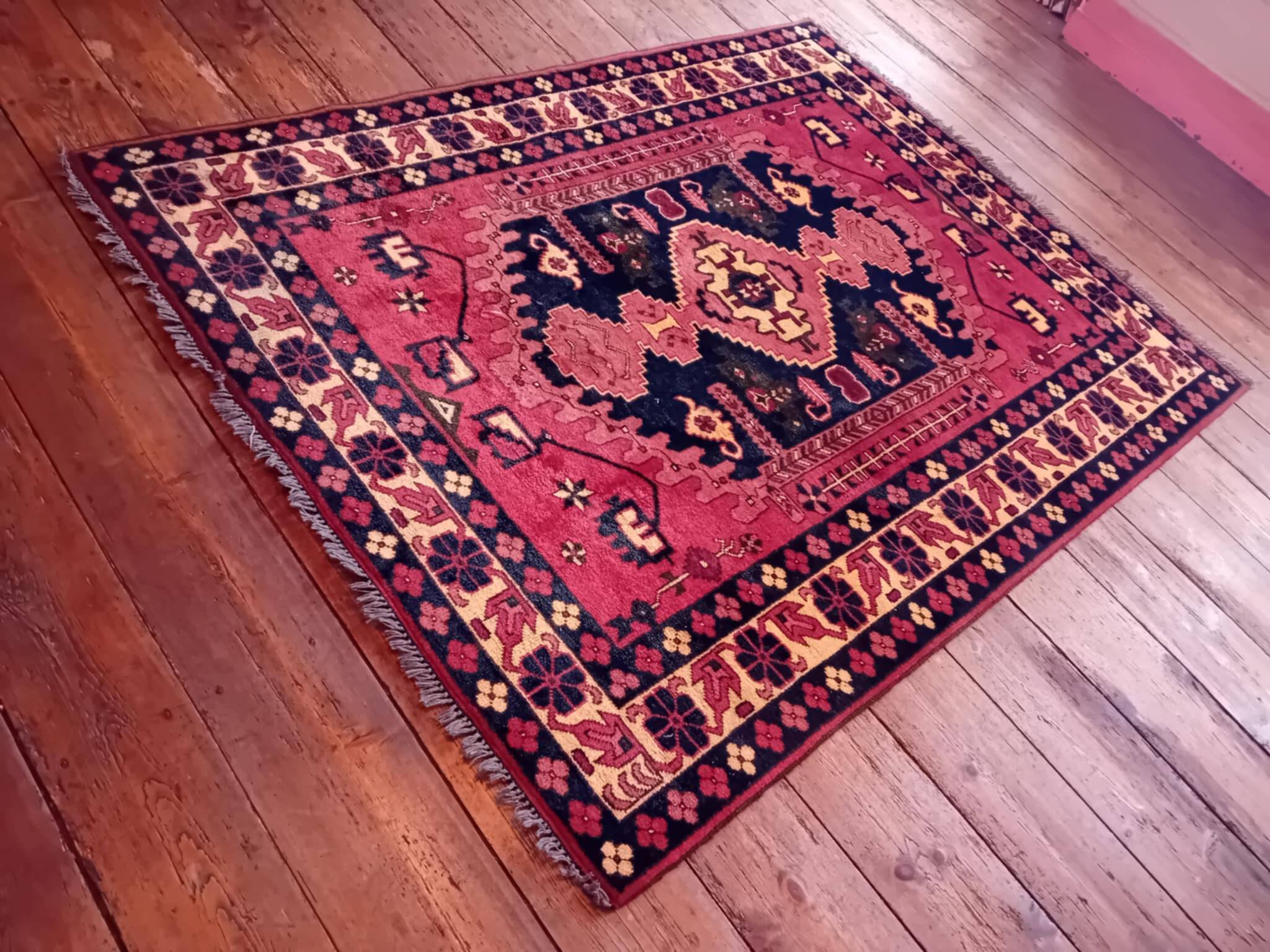 Handmade Pakistani Kazak Rug 196x152cm