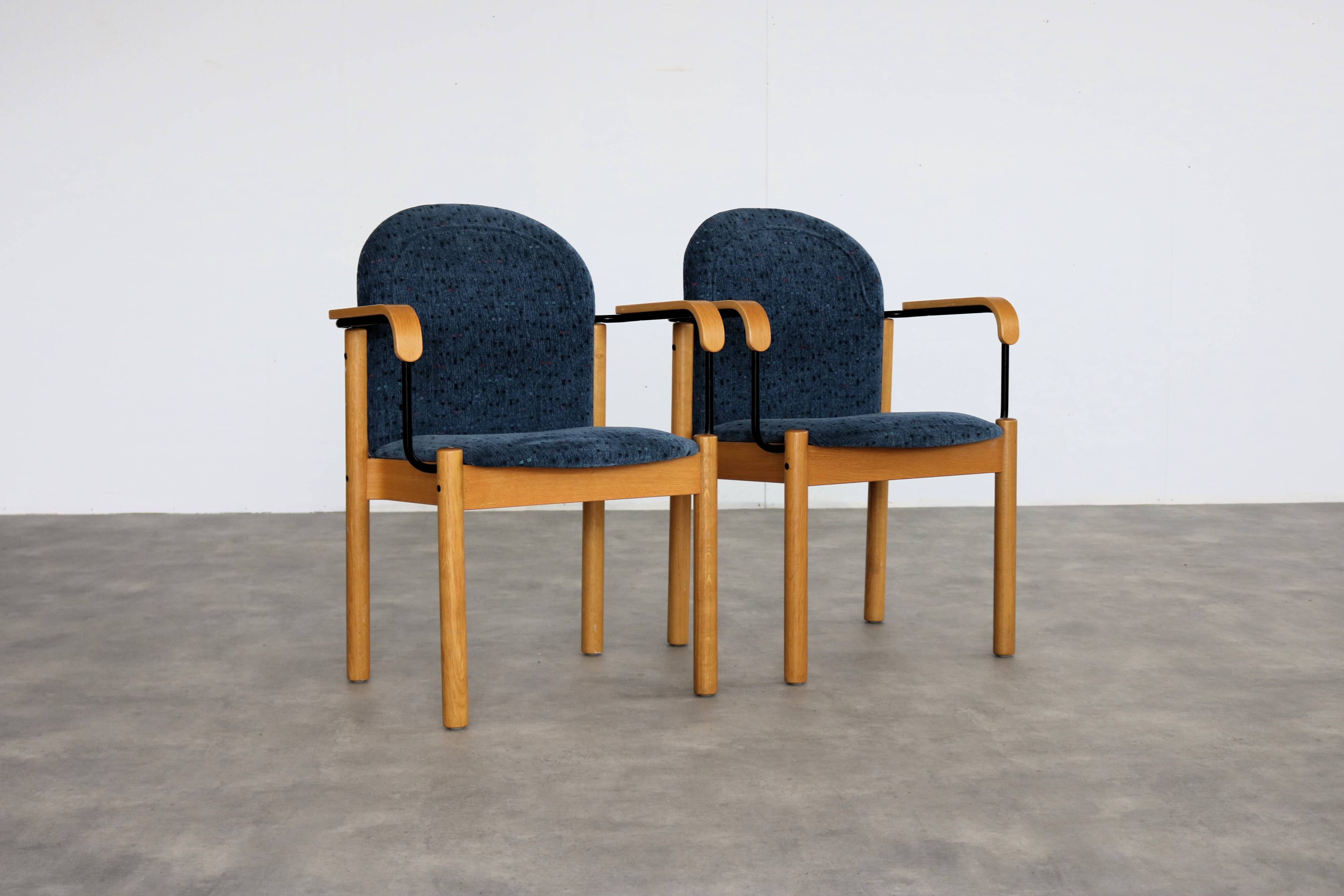 Chaises vintage | fauteuils | kinnarps | suède