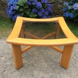Vintage Scandinavian design coffee table in solid beech.
