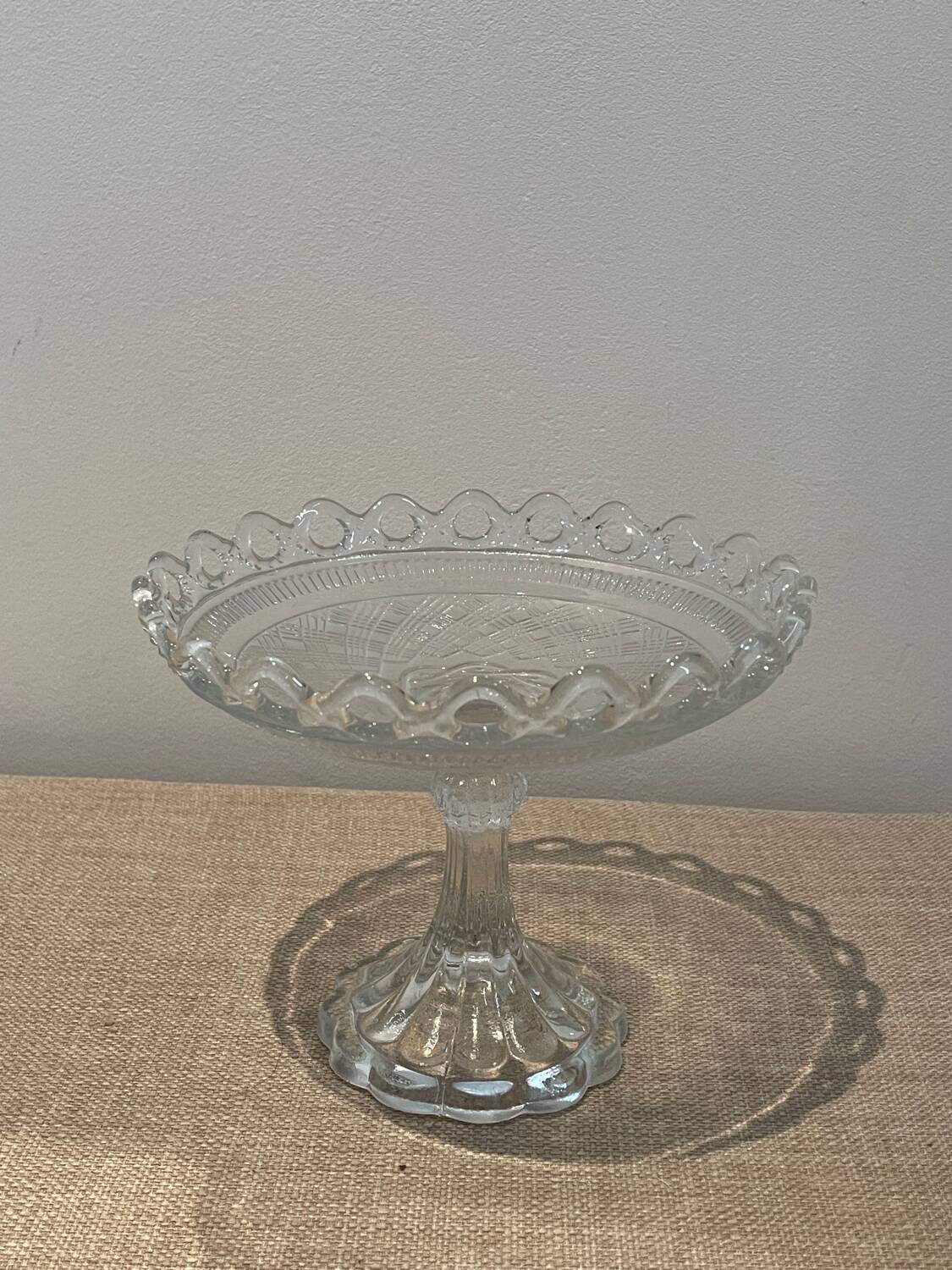 Molded glass pedestal bowl