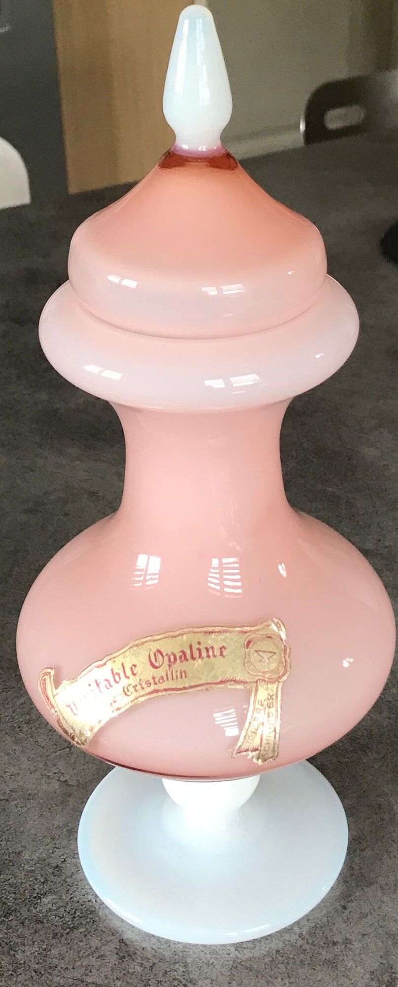 Old bonbonnière in opaline glass pink and white p. schneider 28 cm