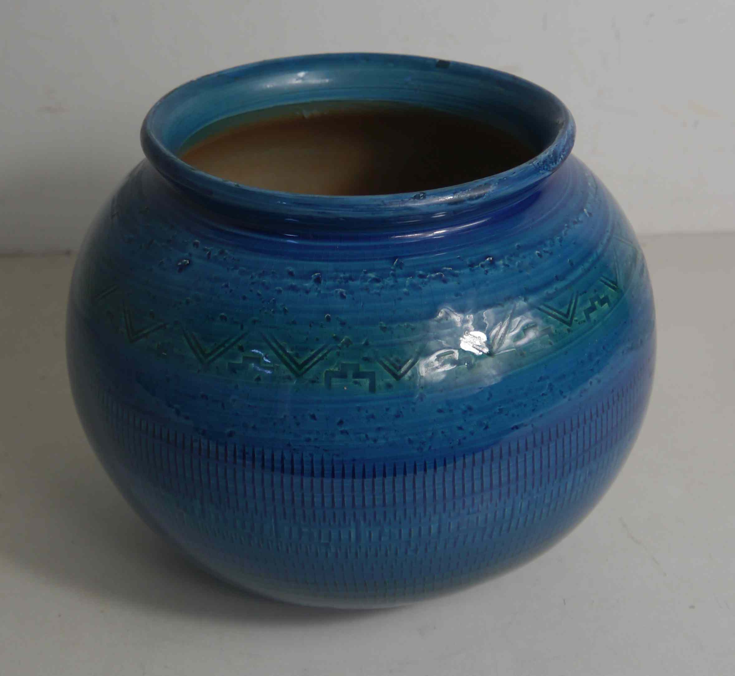 Blue vase – 70's