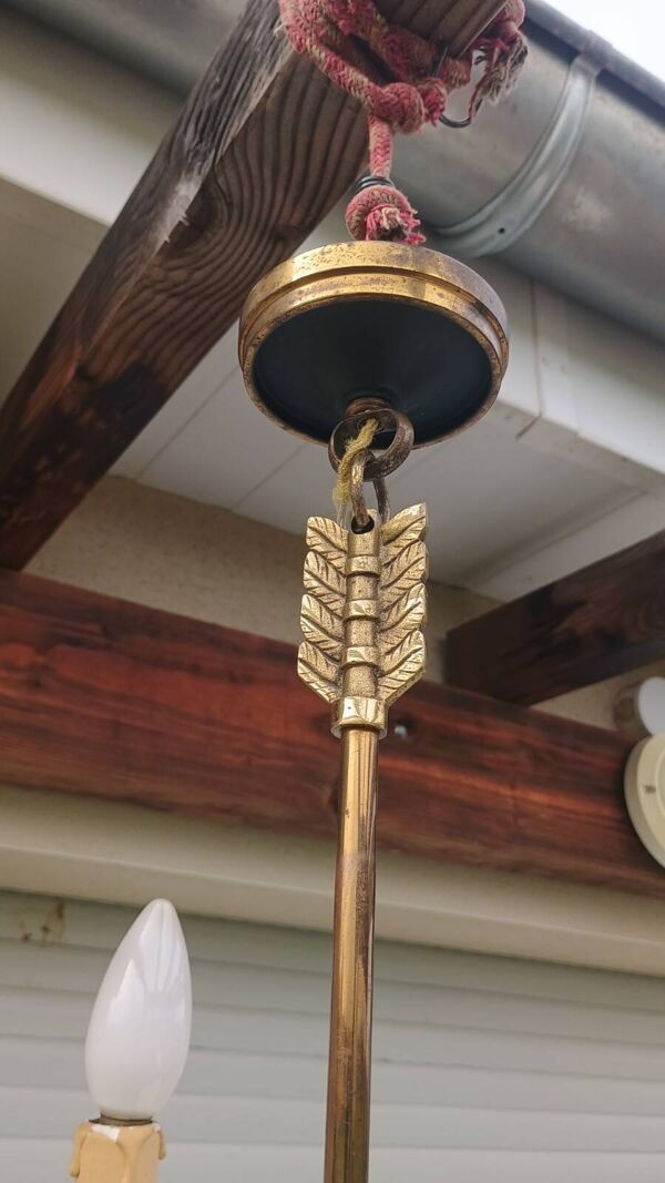 Suspension lustre Swan et flèche antique à 4 lumières en laiton France 1950