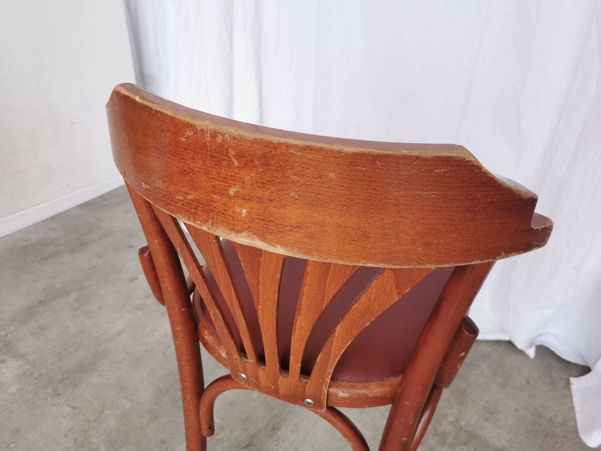 Vintage Bentwood Dining Chair: Thonet Style Fan Backrest, 1970s Irish Pub