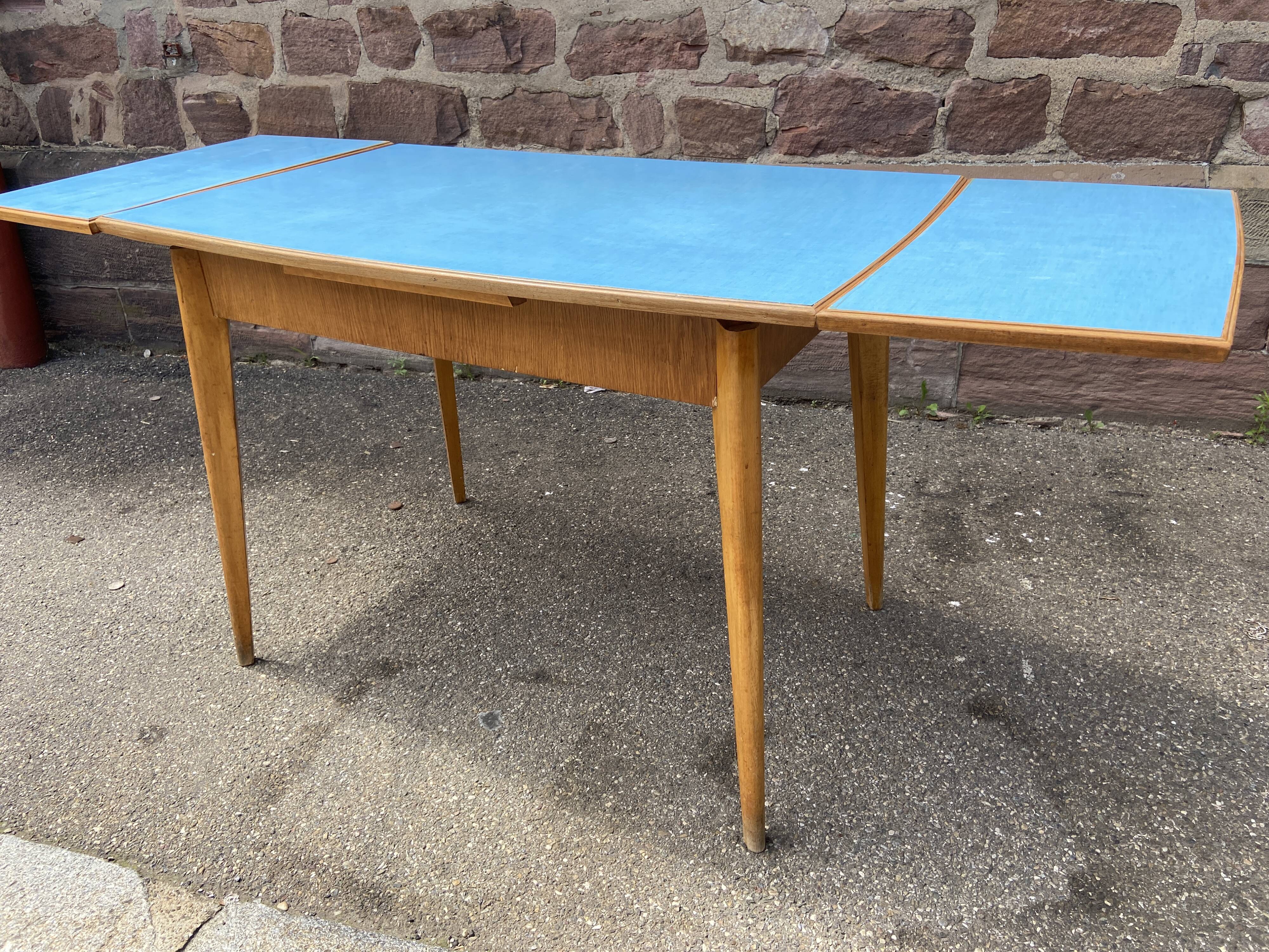 Table scandinave mid century bois et Formica 1960
