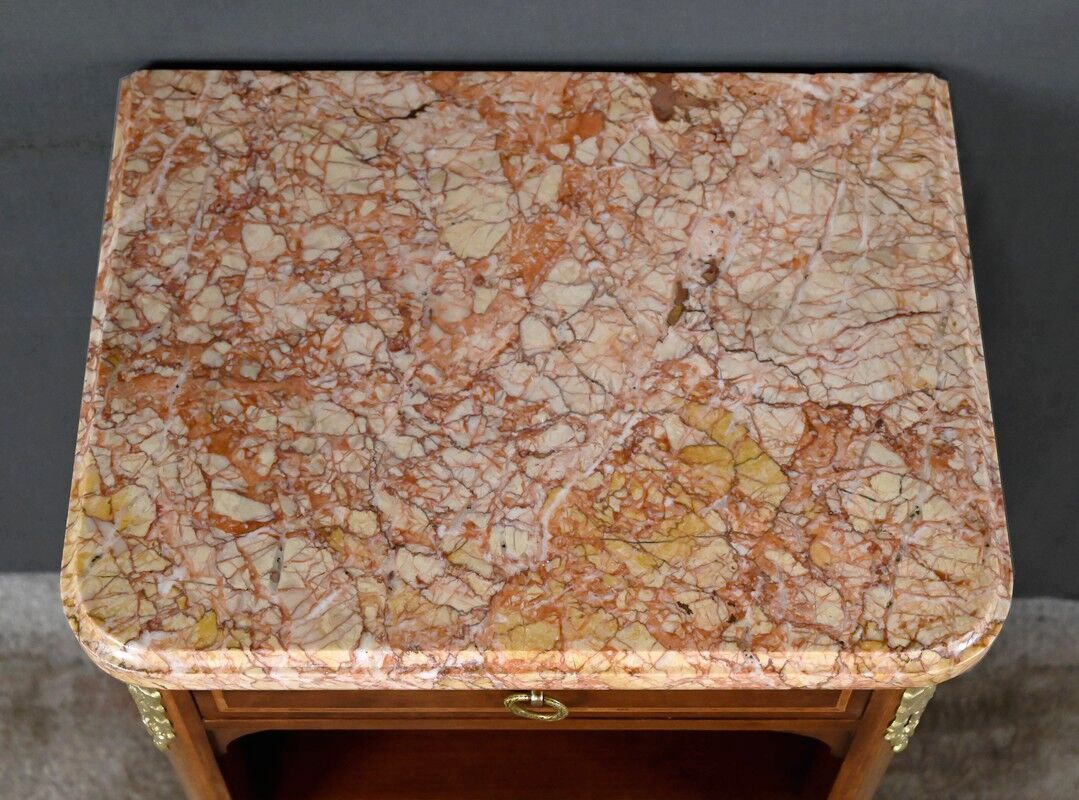 Small living room piece in marquetry, Louis XVI style – early 20th century