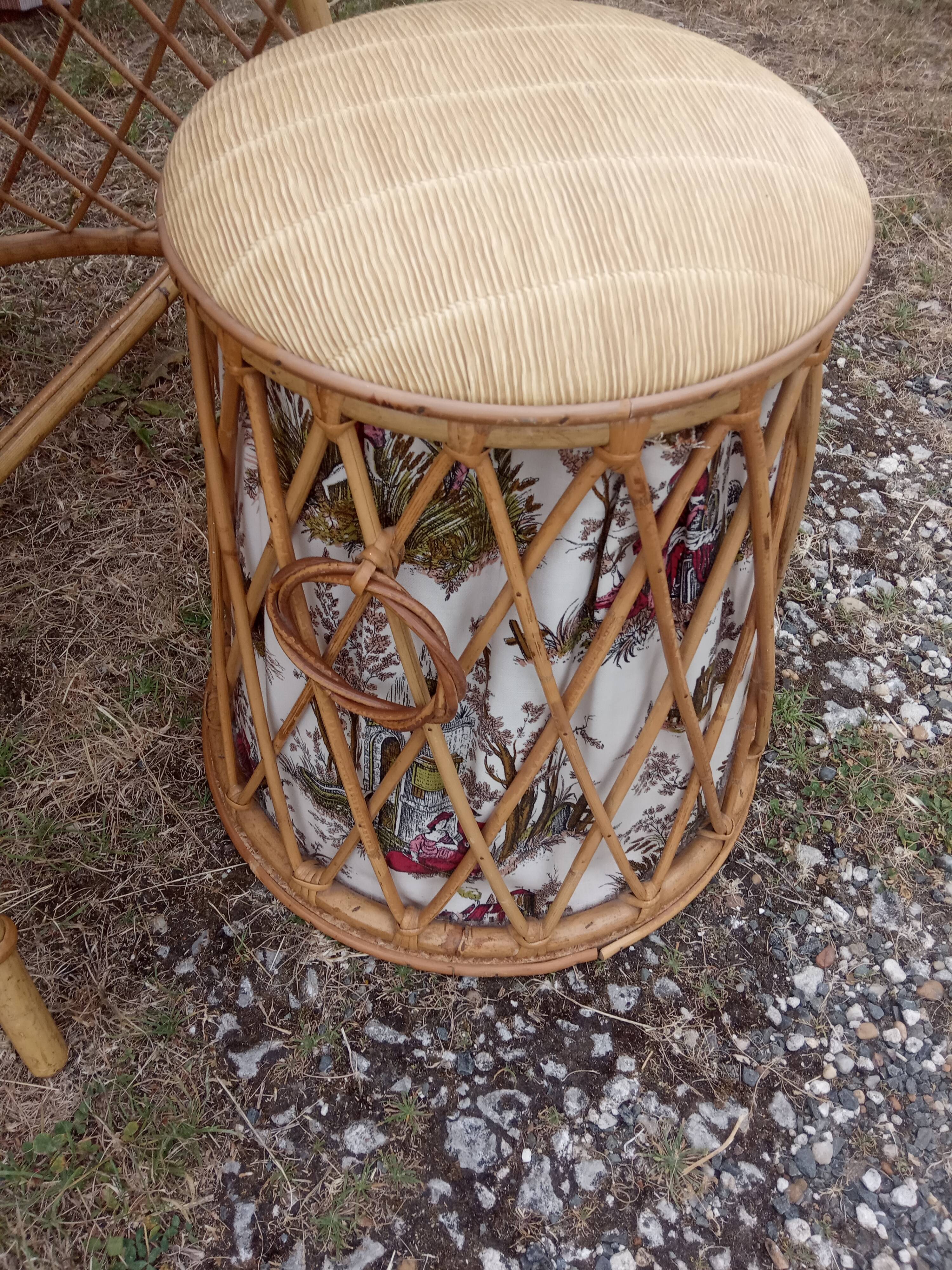 Rattan dressing table and her stool 50
