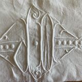 Drap ancien en lin brodé