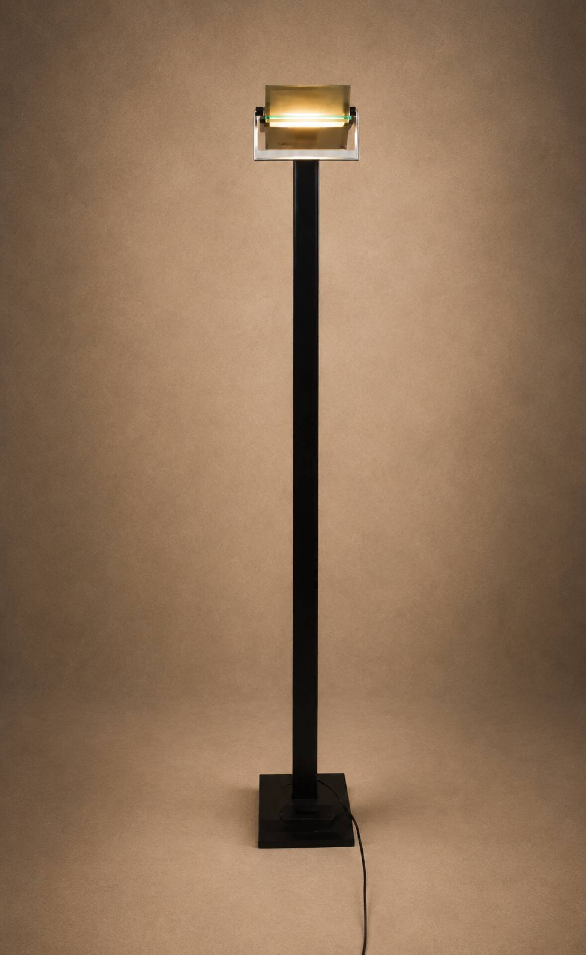 Dhiedron Lamp G. Grignani Italy 1980
