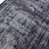 170x275 cm Dark Purpel vintage carpet, distressed dark purpel old carpet.