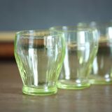 6 glasses with green liqueur
