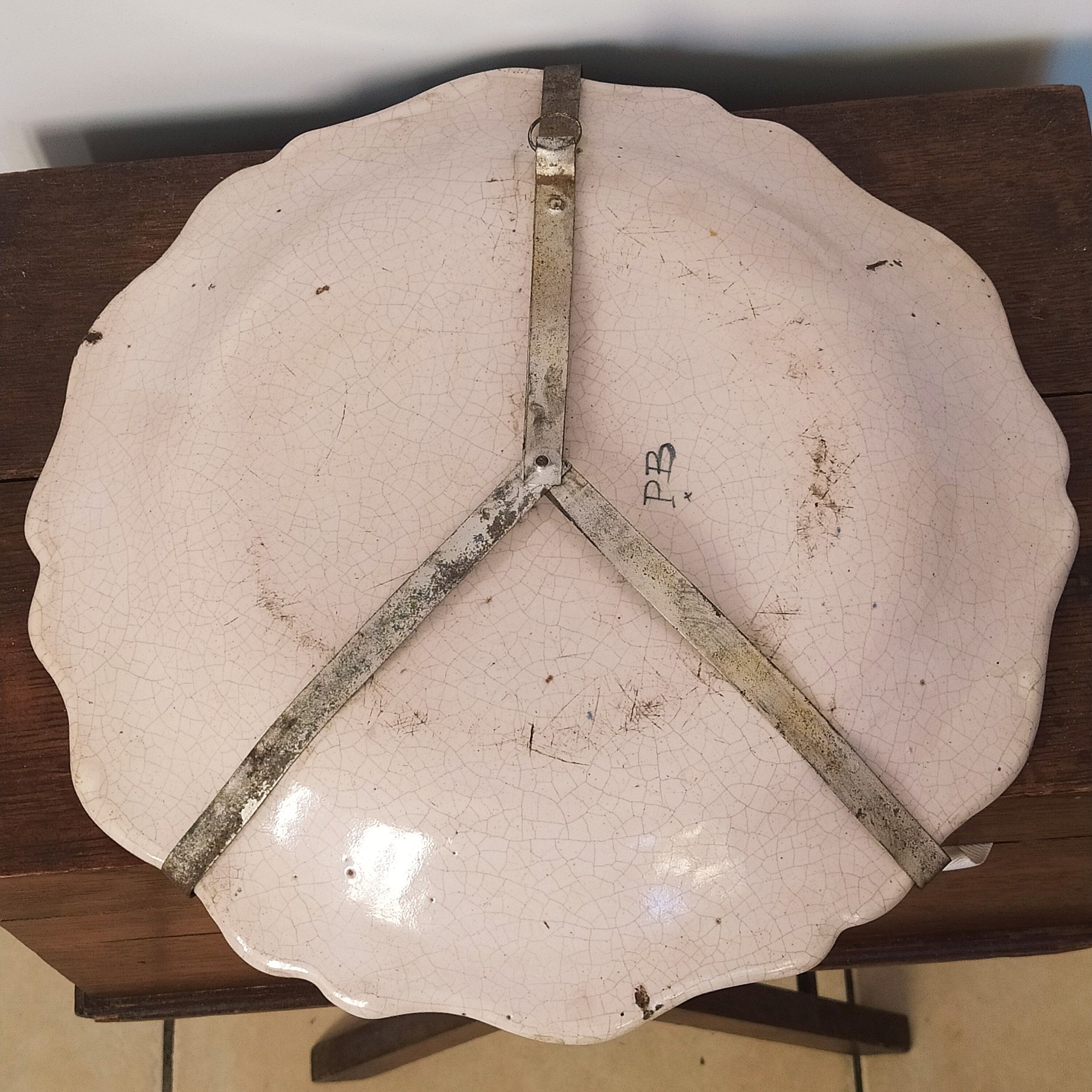 Pair of old plates faience of malicorne