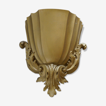 Gold plaster planter