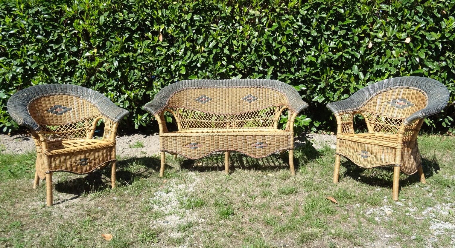 Vintage rattan lounge: one bench, two armchairs