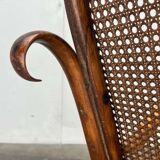 Curved wooden rocking chair Art Nouveau Jugendstil by Fischel, Austria, 1910s