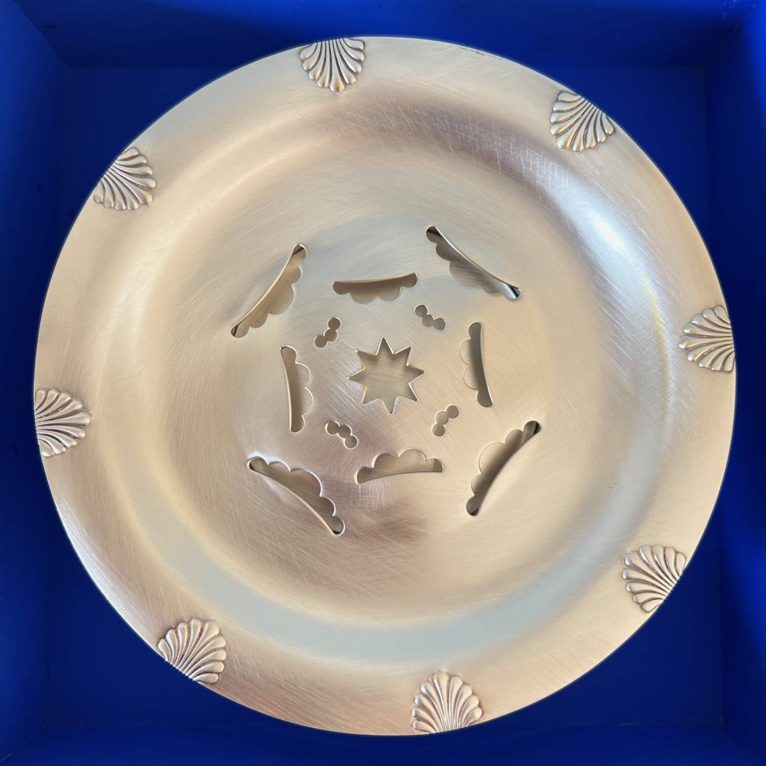 Coquillor butter dish / butter mold by Florador