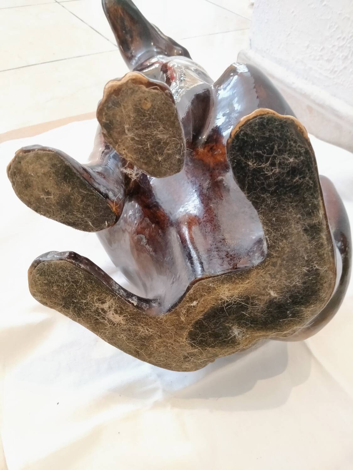 Greyhound statue from the early 20th century