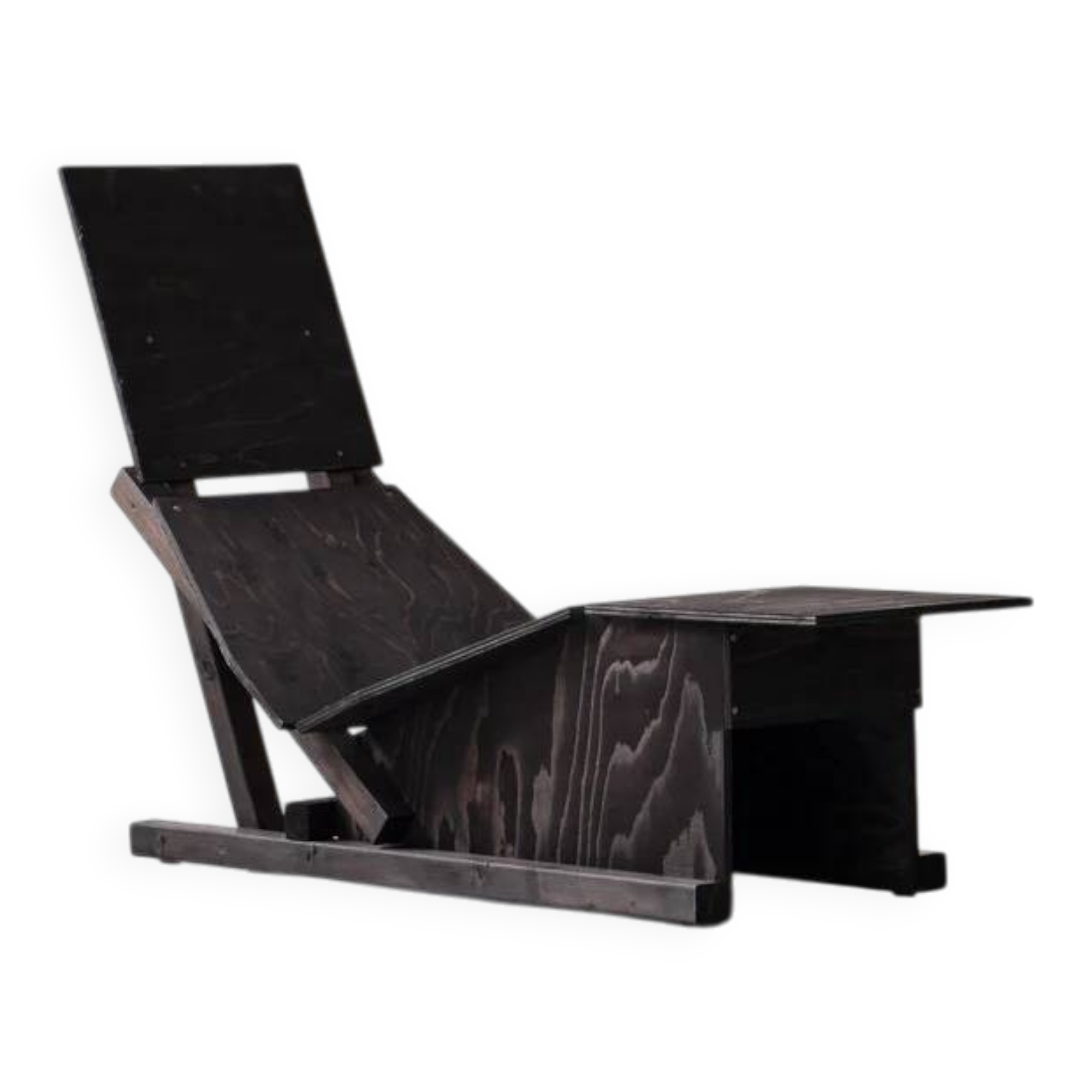 Chaise en contreplaqué '4PM Self Build' par Mass Productions / Aram