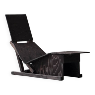 Plywood '4PM Self Build' chaise by Mass Productions / Aram