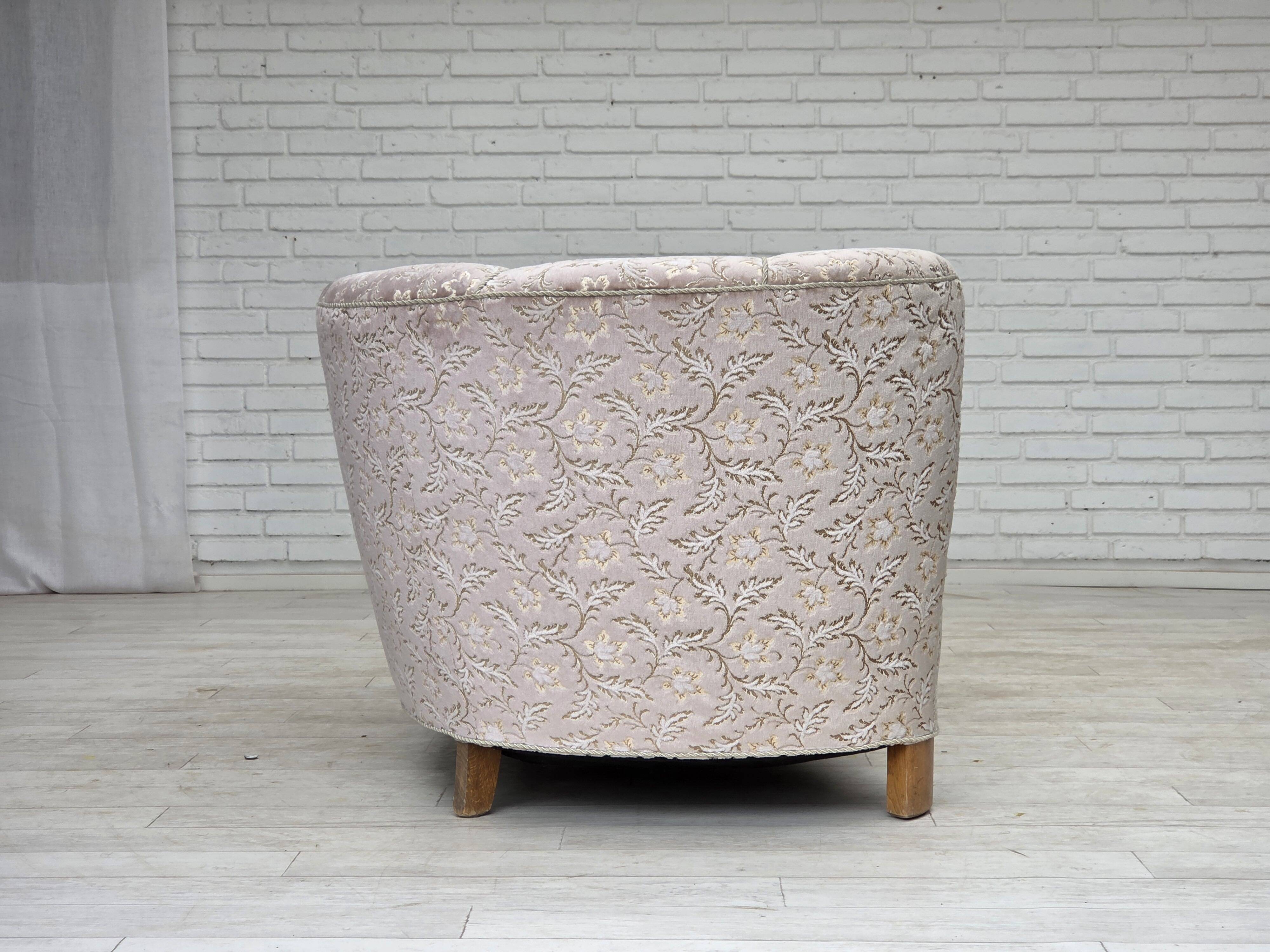 Canapé "Banane" danois 2 places des années 1970, velours d'origine.