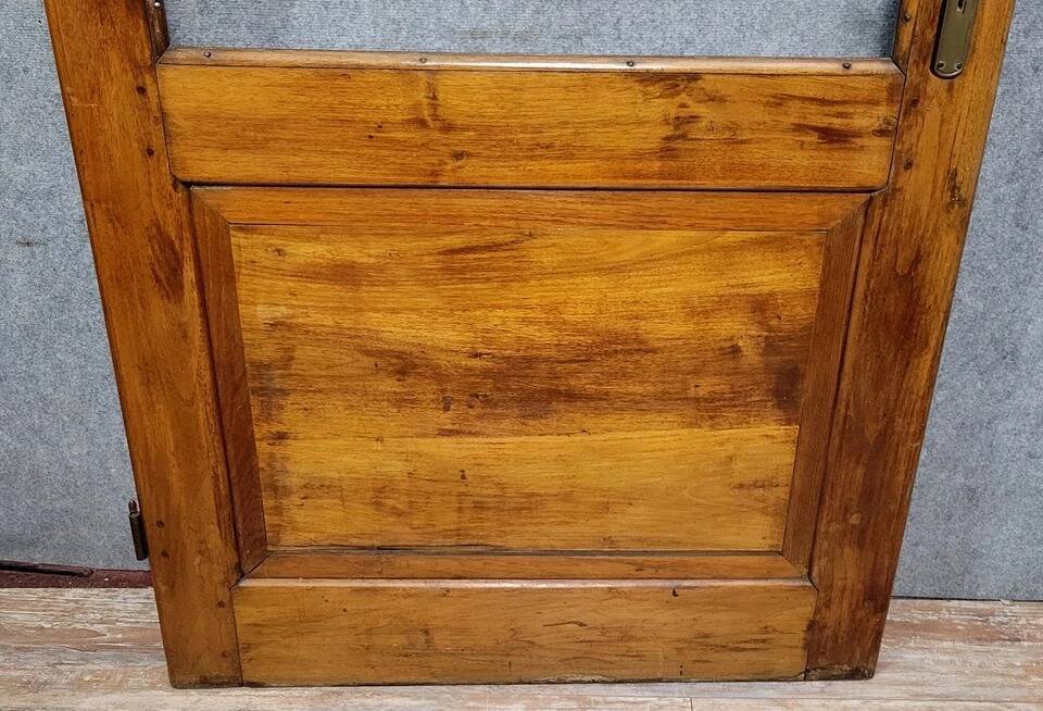 Rare 19th century door in solid walnut circa 1820