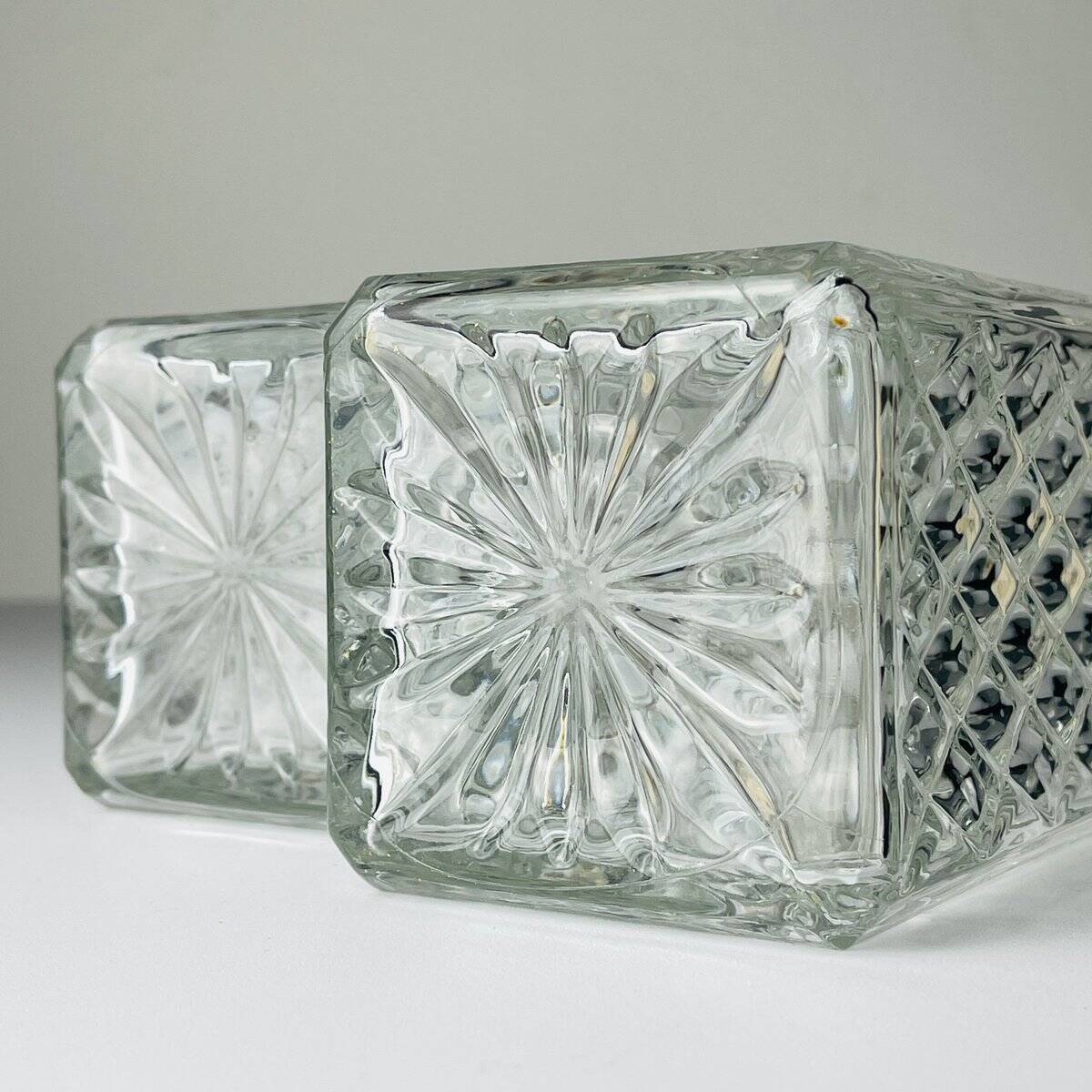 Tantalus Vintage Decanters for Cognac and Whisky, Italy, 1960s, set of 2