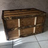 Wooden chest/trunk