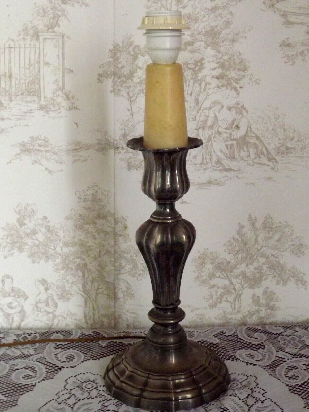 Pied de lampe