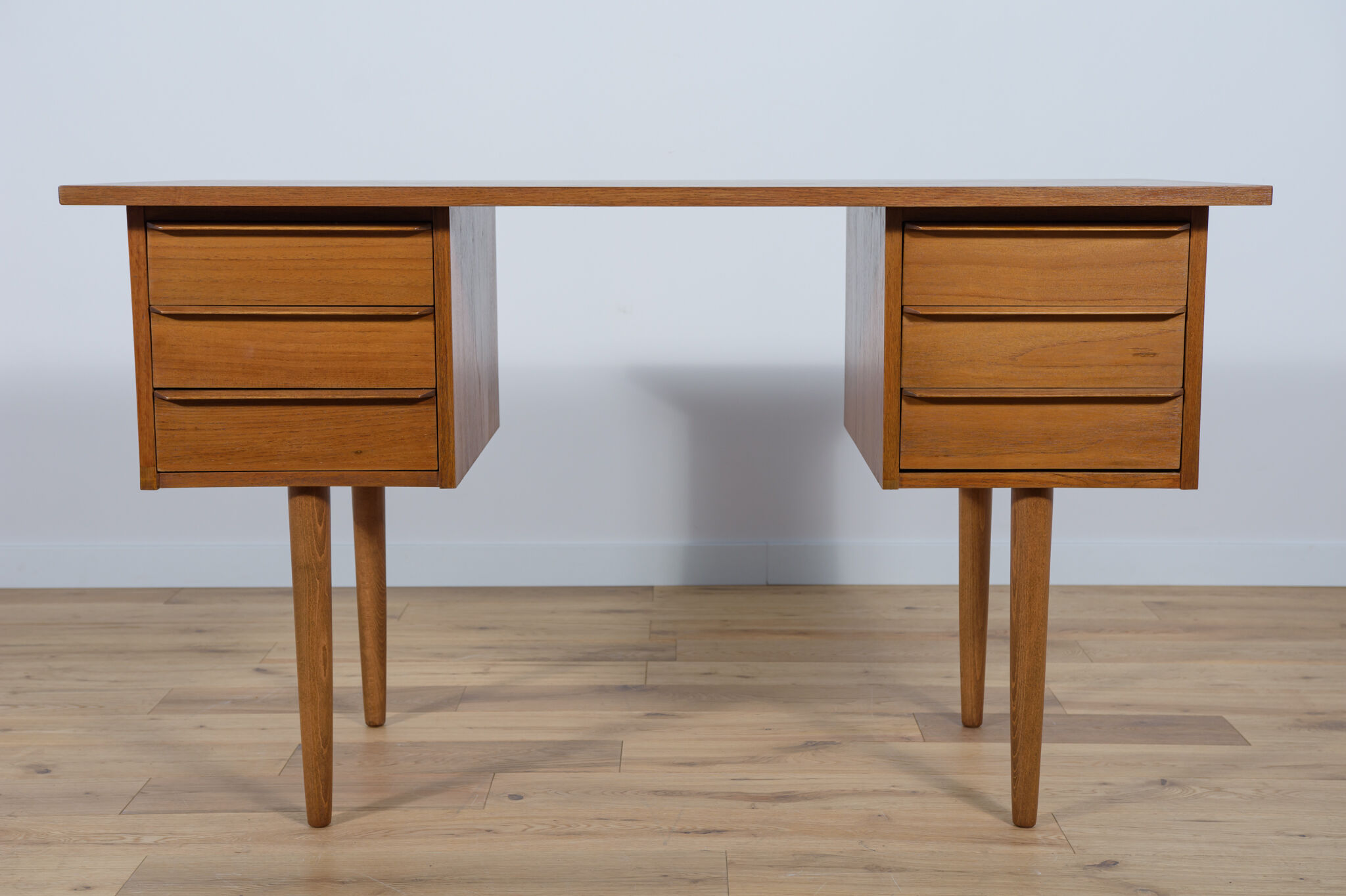 Mid-Century Freestanding Teak Desk, 1960s