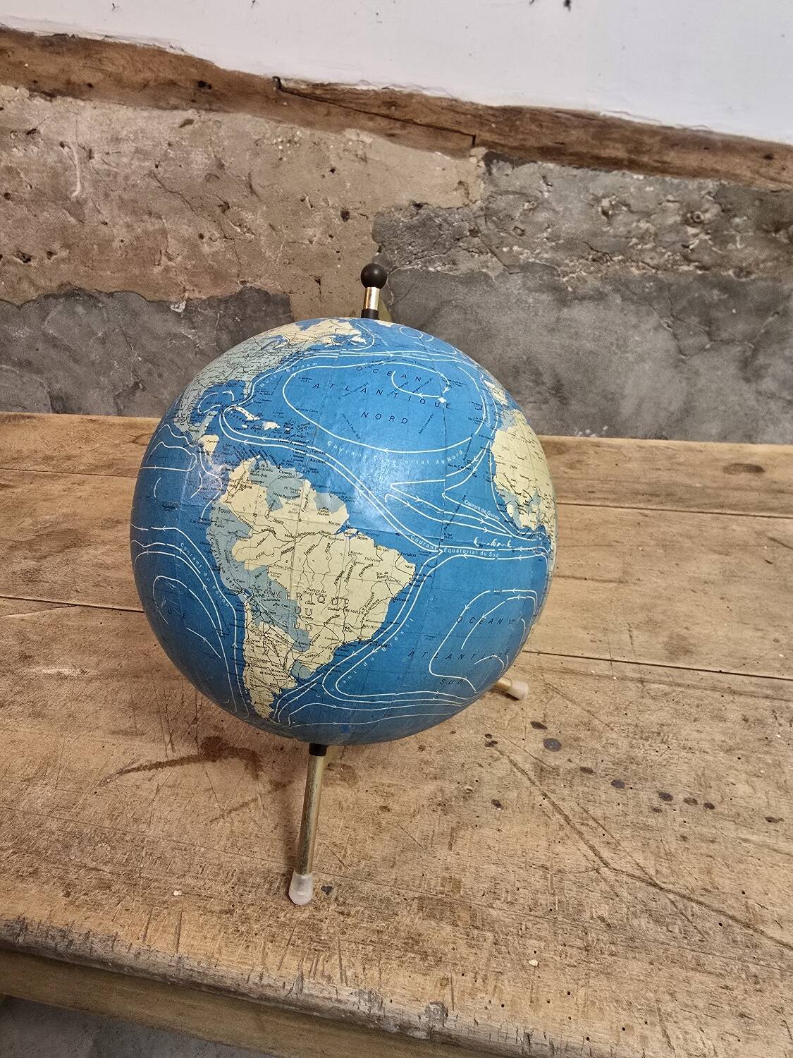 Tripod world map globe