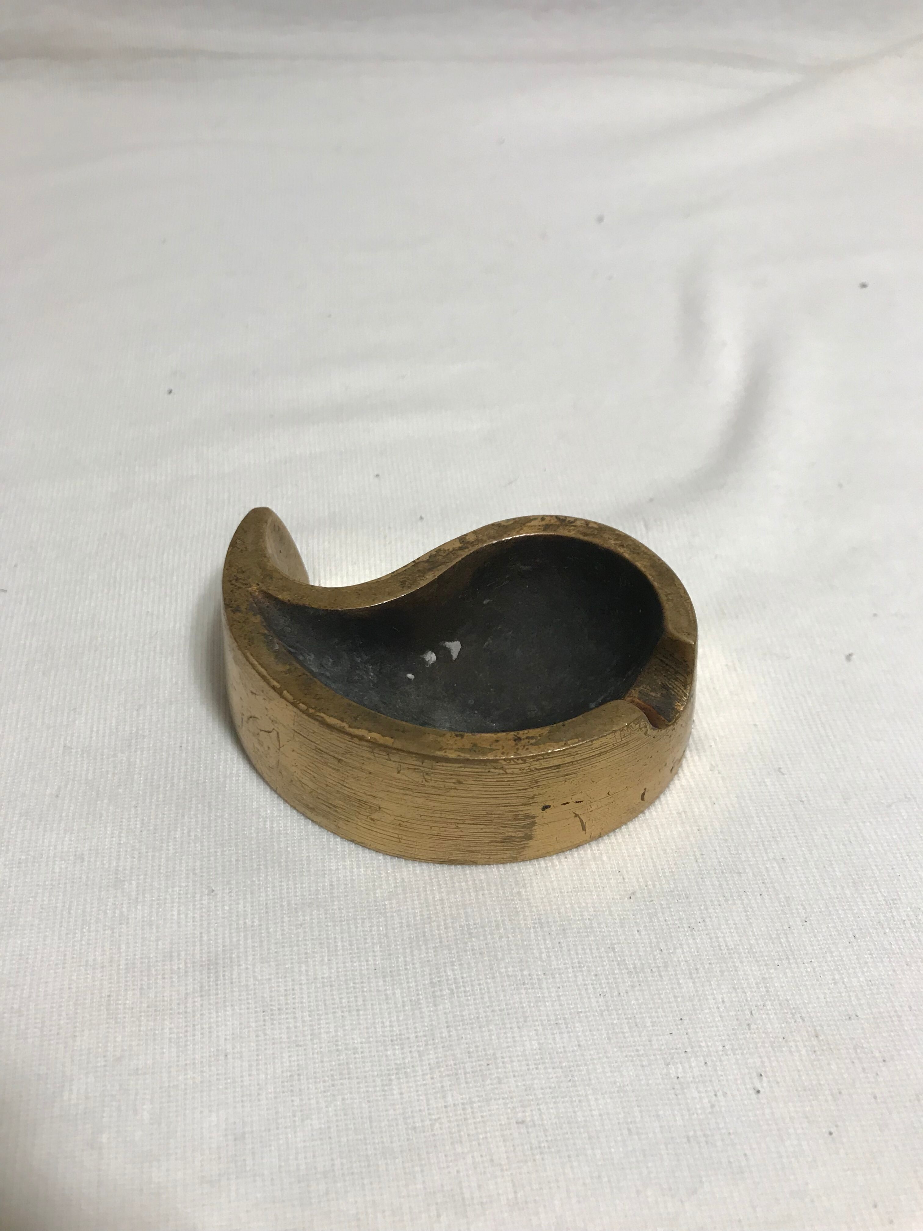 Ashtray old gilt bronze comma form vintage smoker object