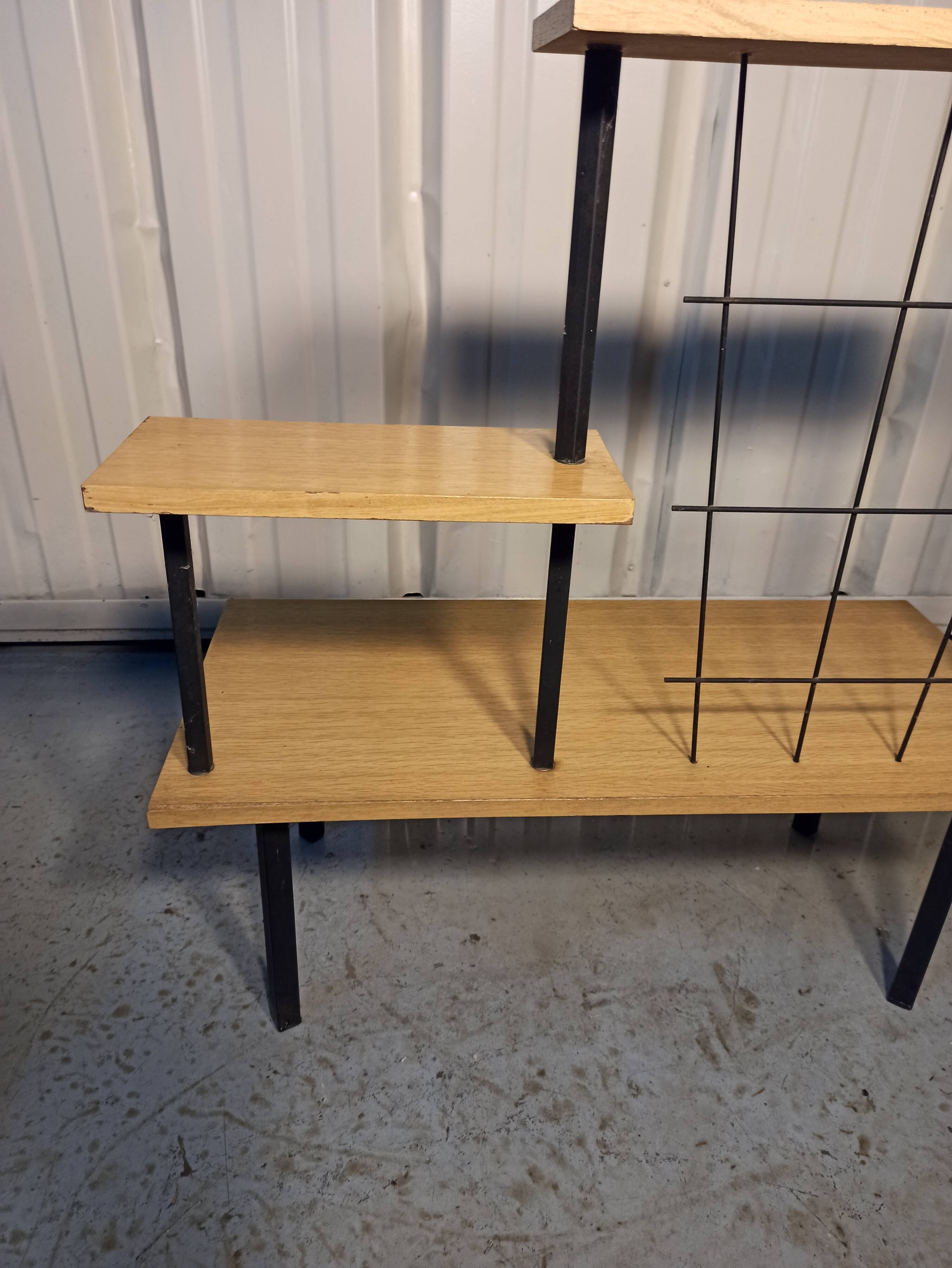 Shelf of the 50s-60s on 3 levels