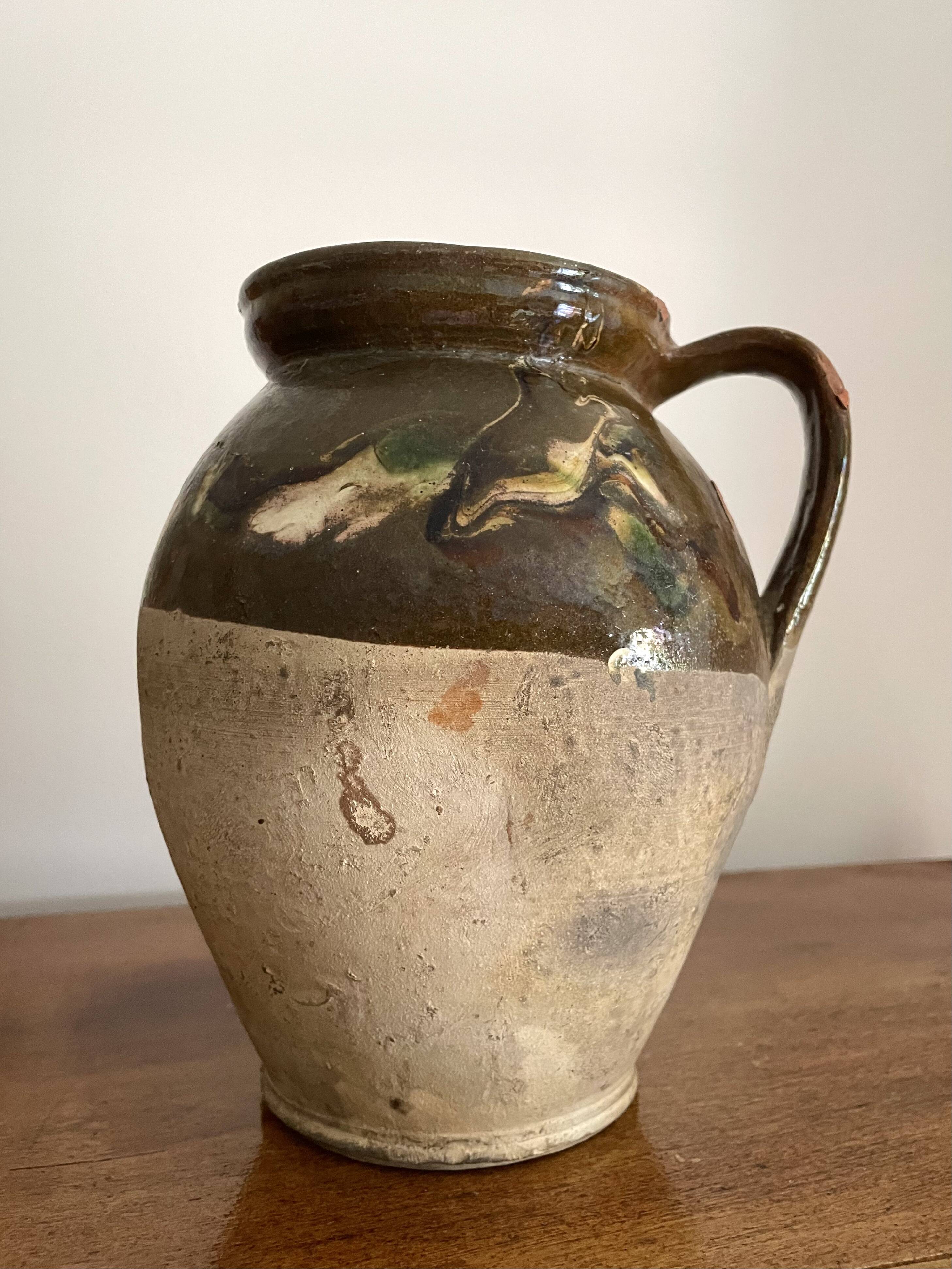 Lot d’une cruche et 2 petits vases