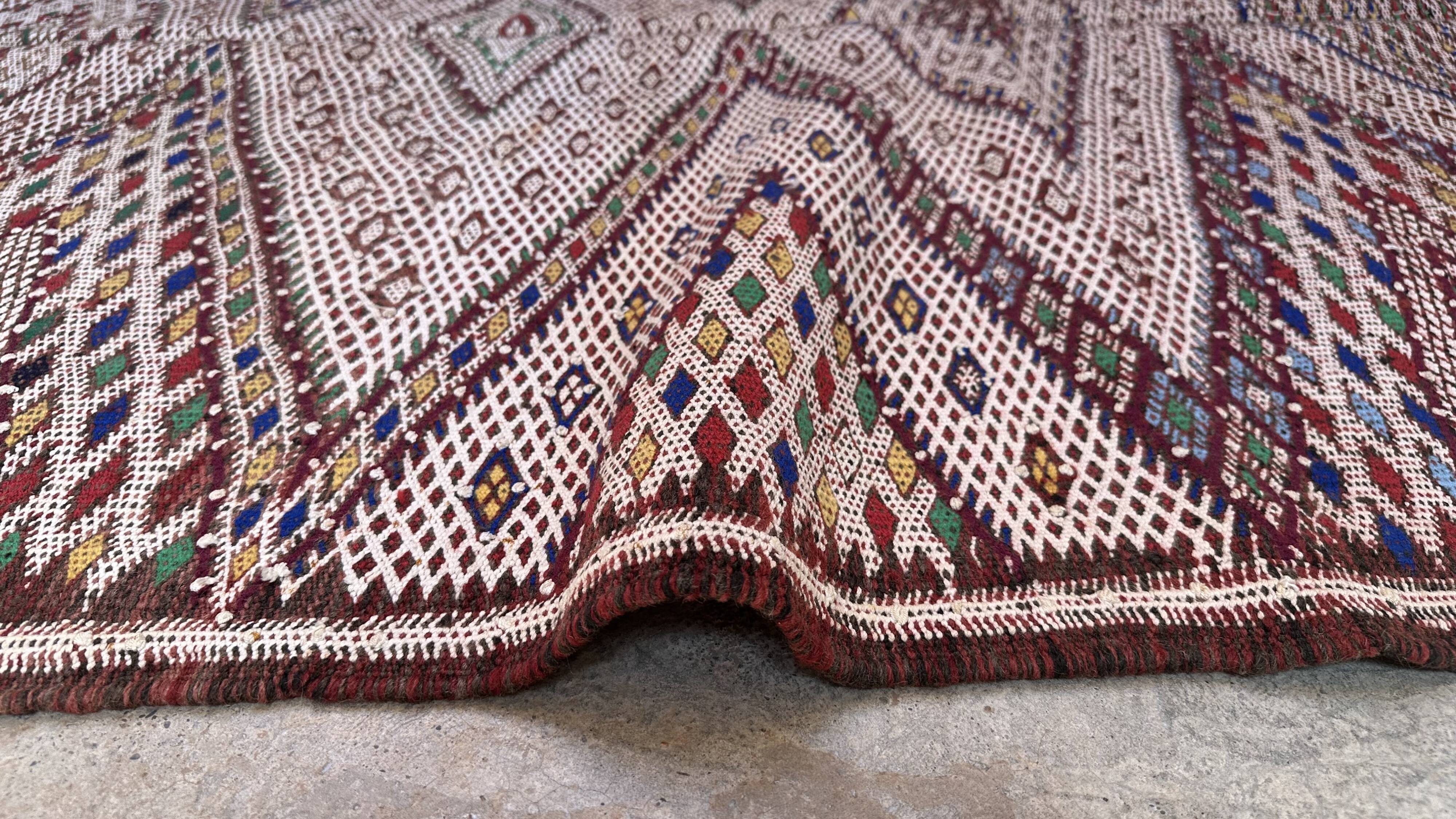 Moroccan kilim zayan rug - 247 x 143 cm
