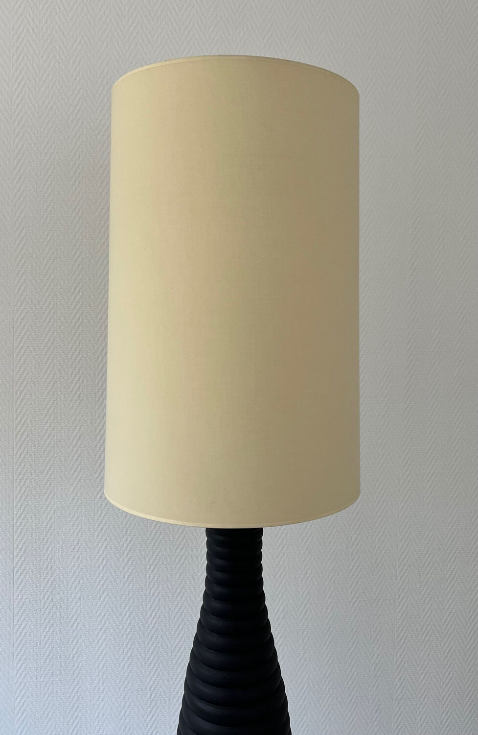 Large ceramic lamp