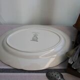 Oval ceramic plate